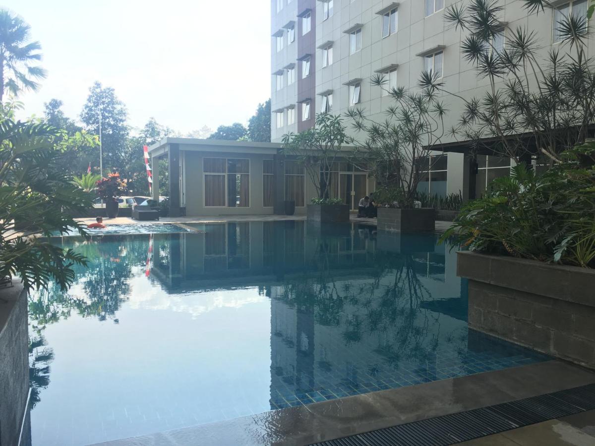 Cozy 2BR Apartment at Pinewood Jatinangor By Travelio - Housity
