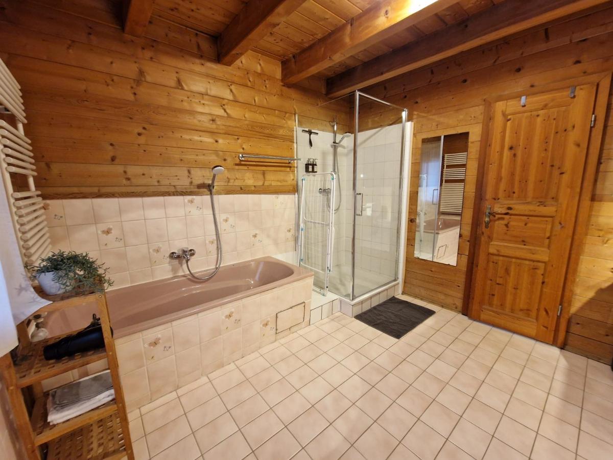 Helle und idyllische 2 Zimmer Wohnung am Rande von Berlin - Housity