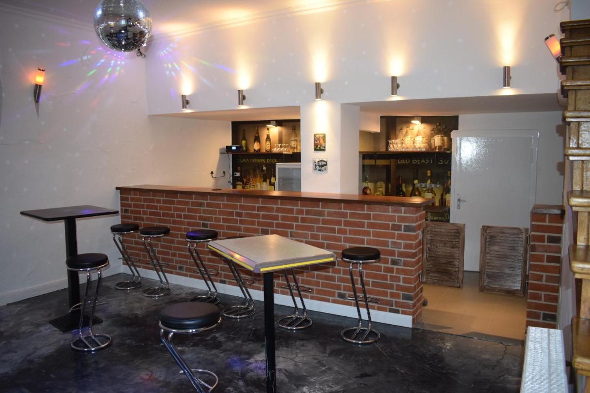 Hotel Ratsstuben Kalbe - Housity