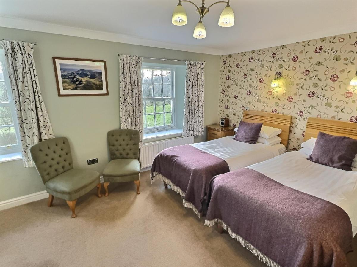 Three Shires Inn - Housity