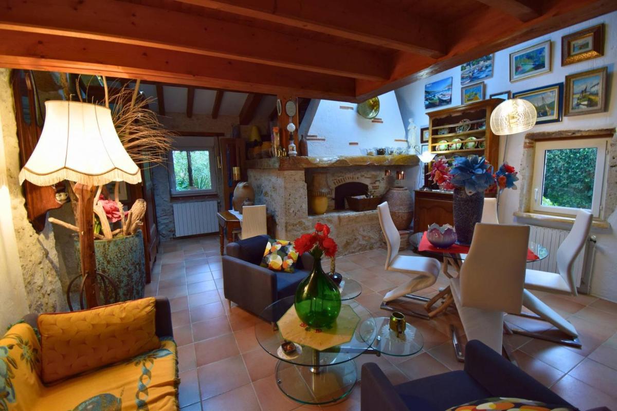 Maison à Sauvagnas avec piscine - Clévacances 3 clés - Housity