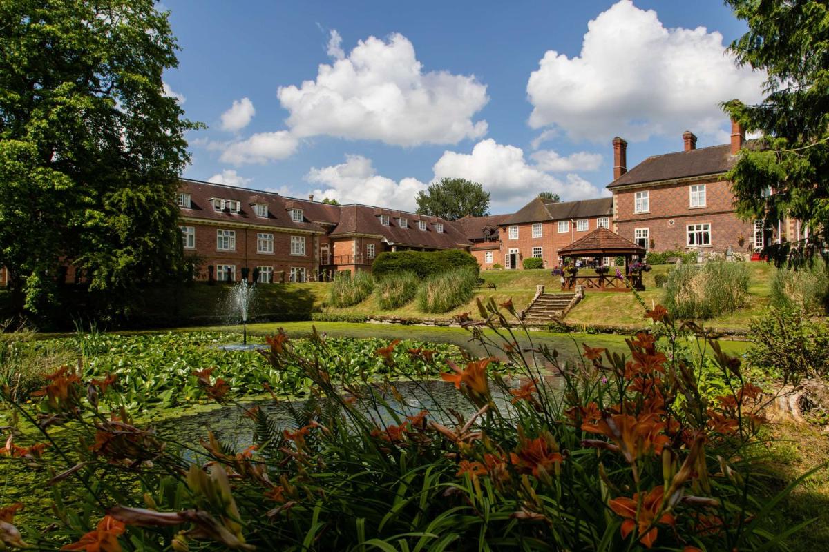 Albrighton Hall Hotel and Spa, a member of Radisson Individuals - Housity