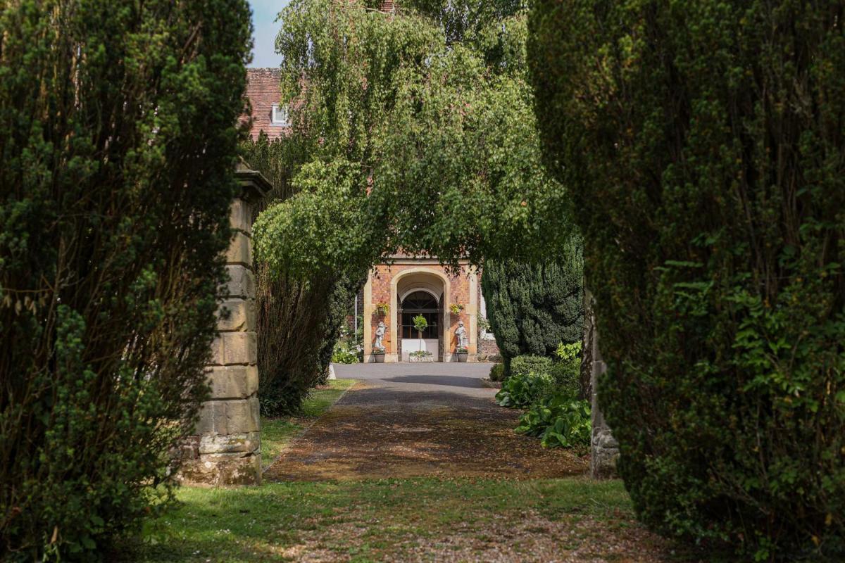 Albrighton Hall Hotel and Spa, a member of Radisson Individuals - Housity