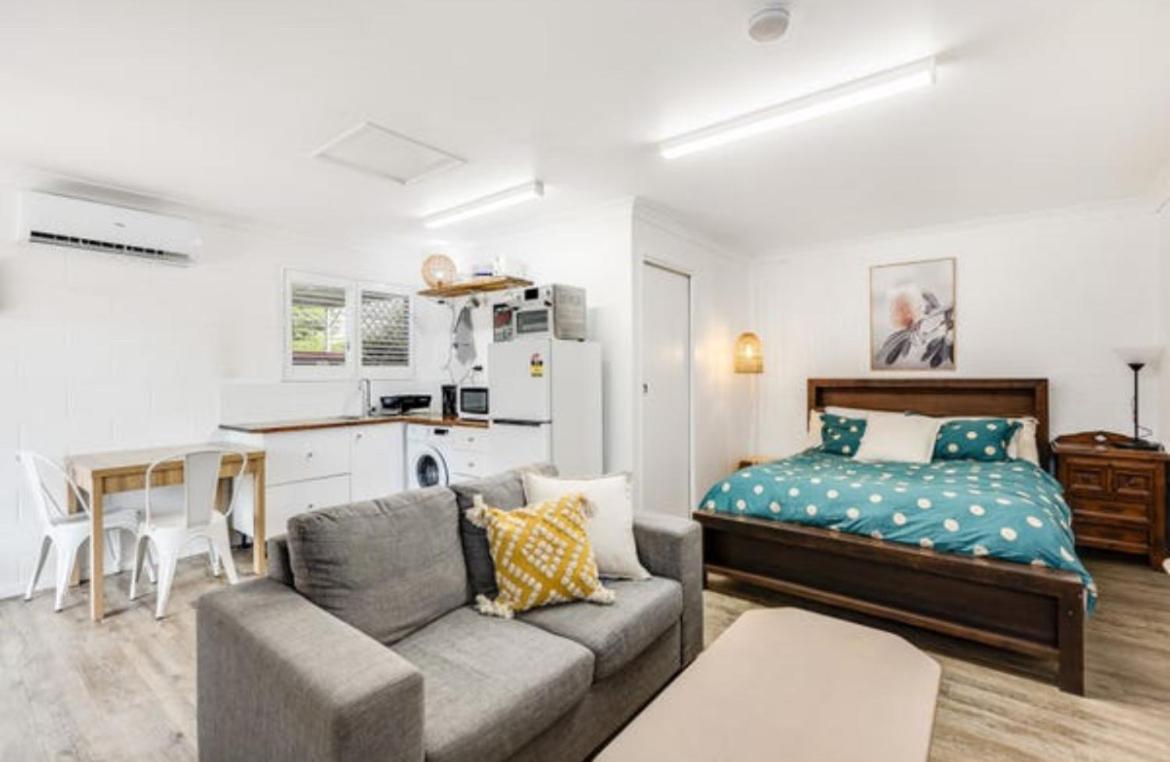 Studio Apartment in East Toowoomba - Housity