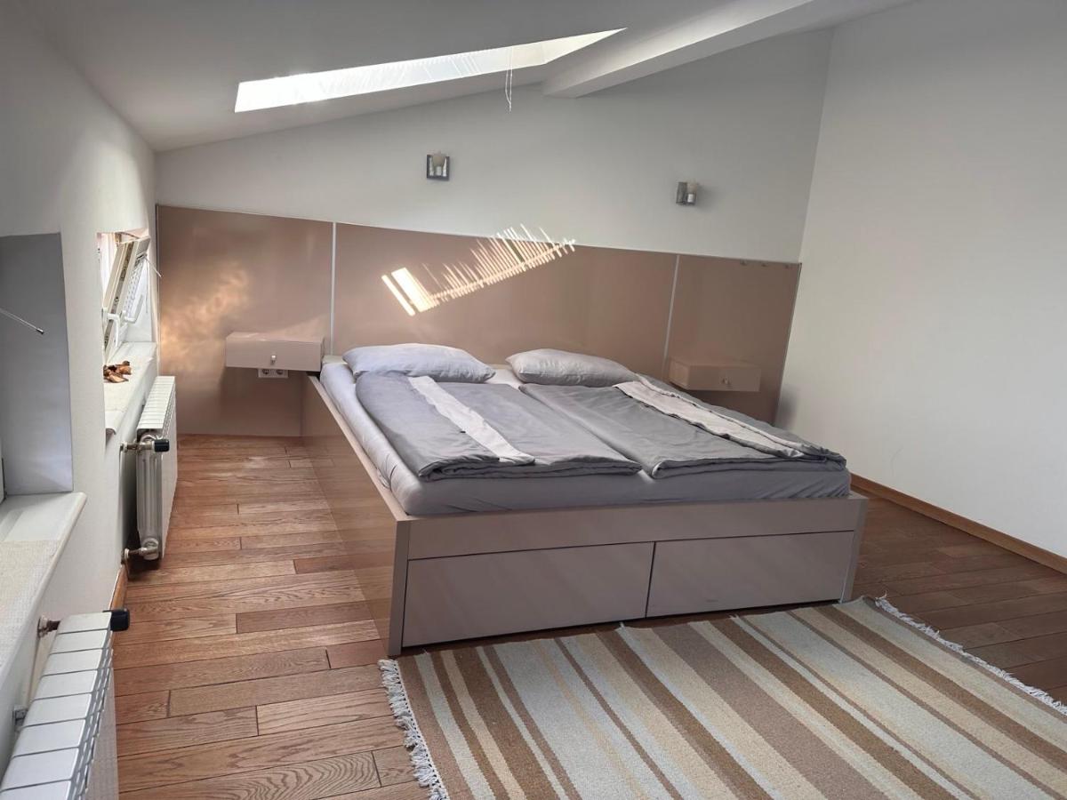 Vila Danin with free garage,Stari grad - Housity