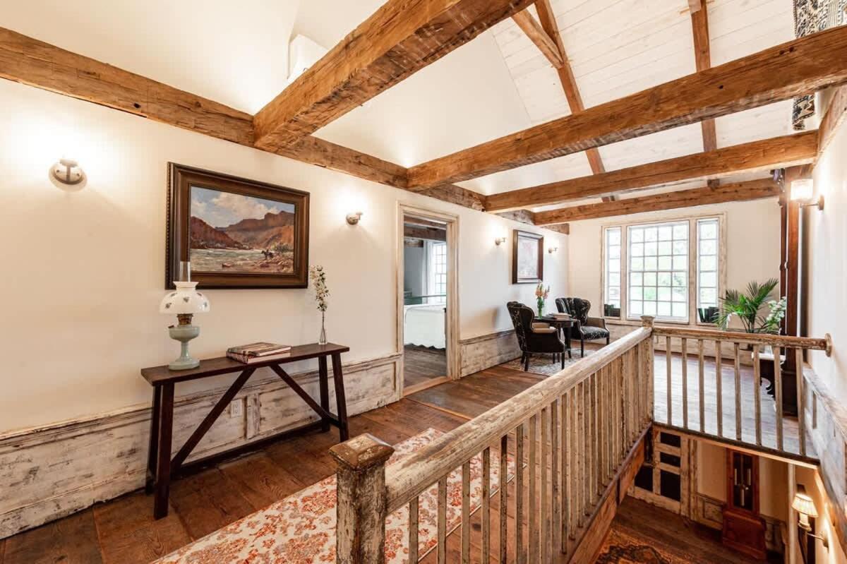 Erie Canal Suite - The Mohawk Valley House - Housity