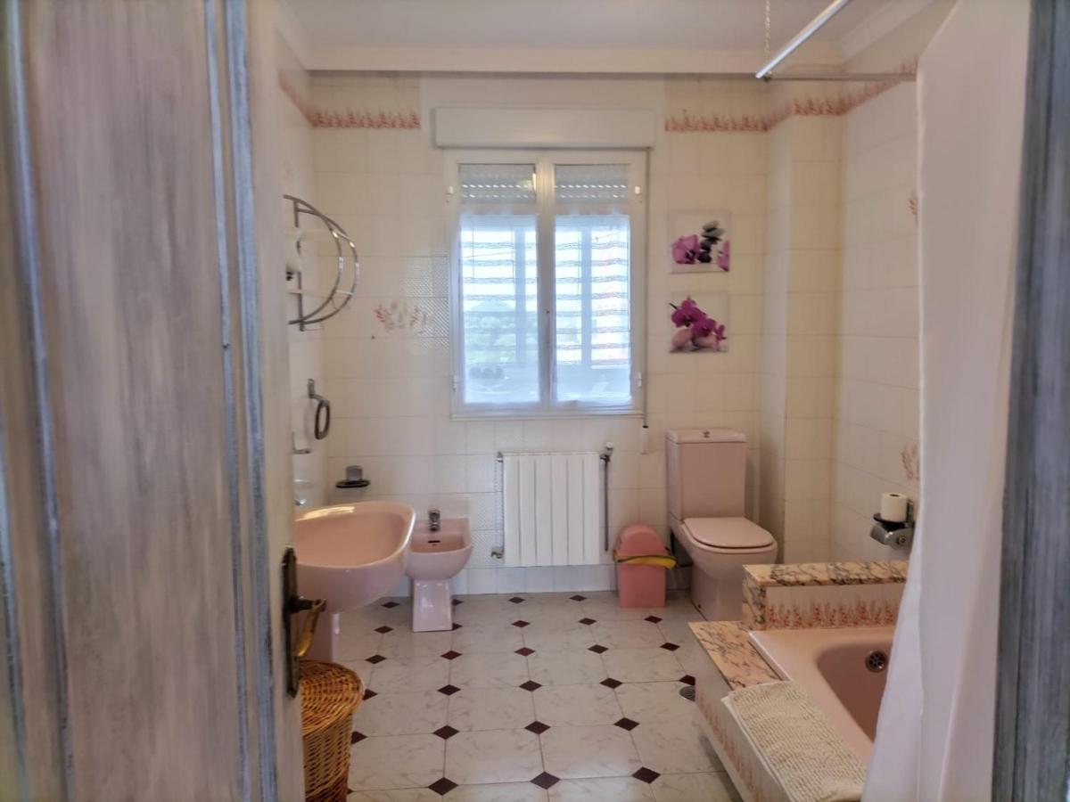 Apartamentos Puerto de Aguiño - Housity