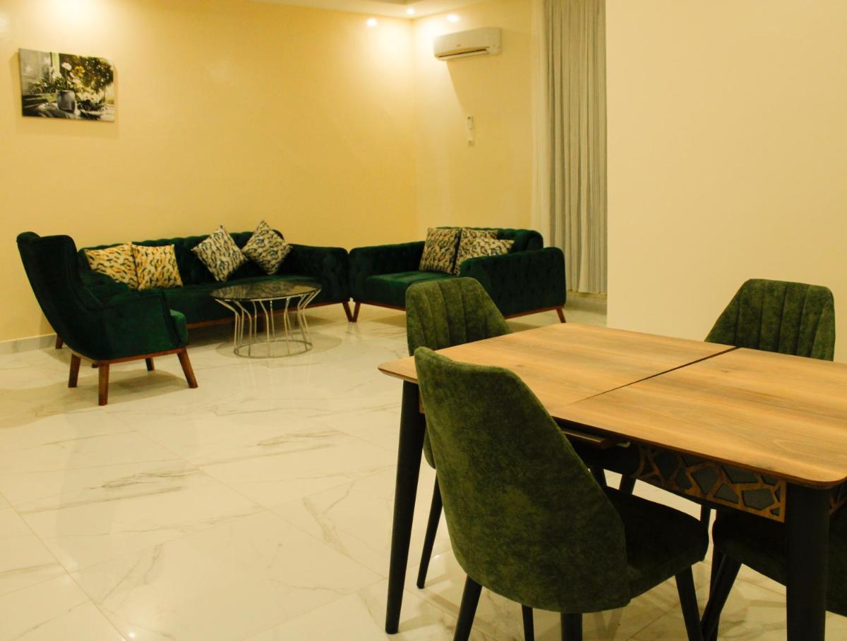 Urban Hotel Suites - Hizvo