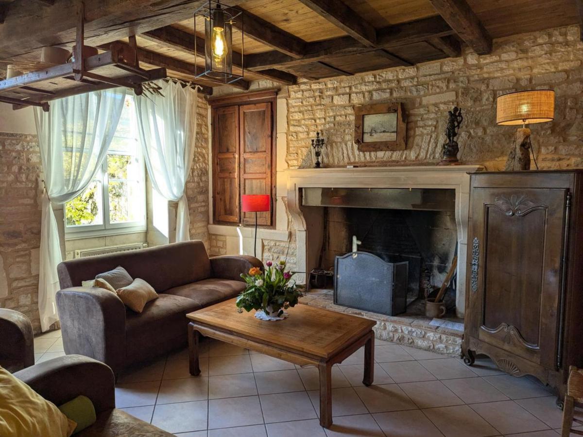 Maison de caractère avec jardin, terrasse et équipements famille - Proche plan d'eau et forêt - FR-1-653-47 - Housity