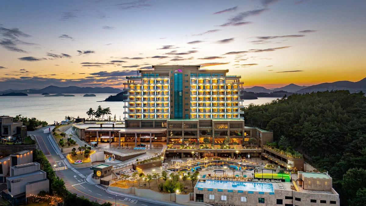 Hotel JCS Yeosu - Housity