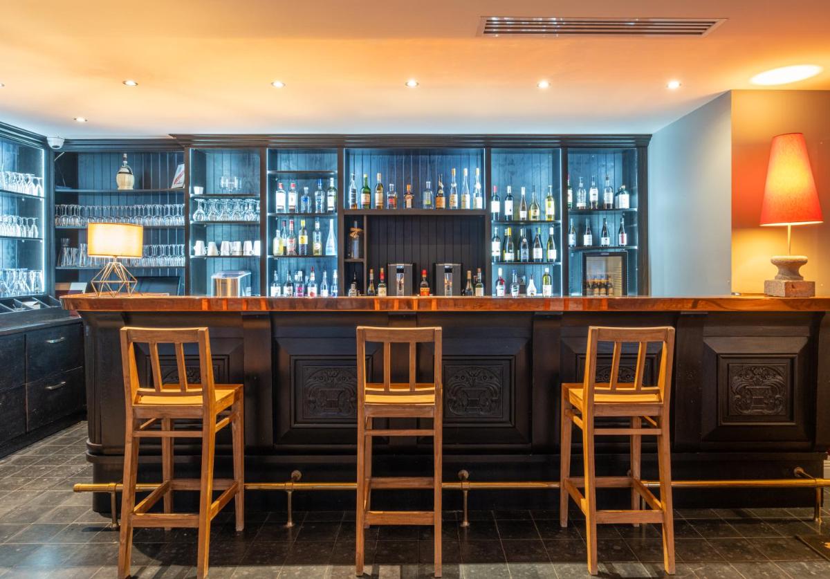 Hostellerie de l'Écu de Bretagne - Housity