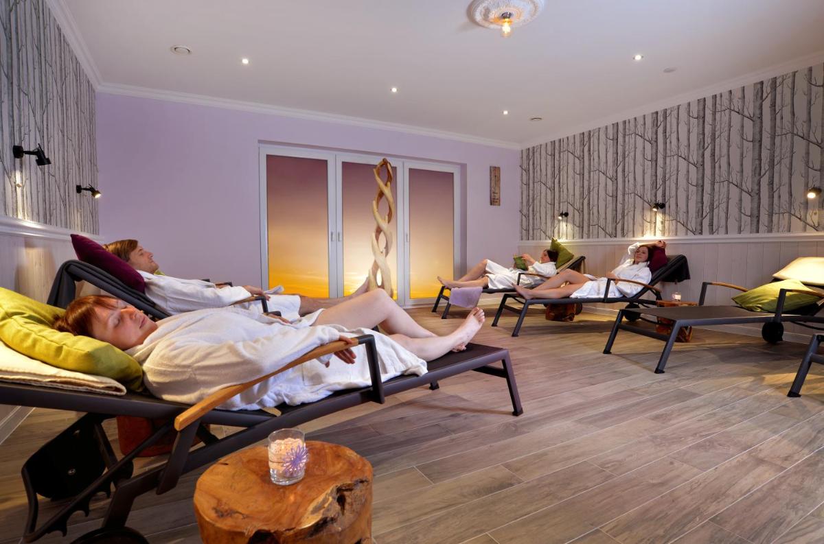 Waldhotel Kurfürst - Housity