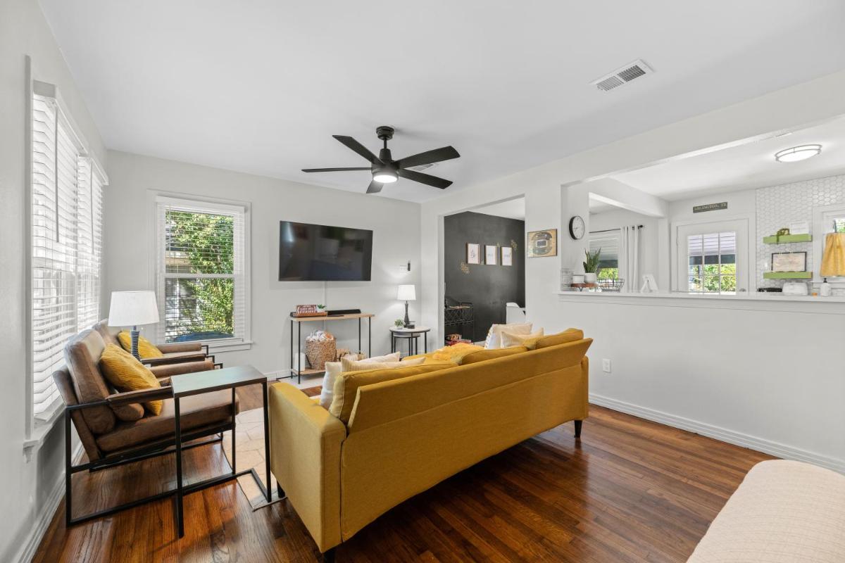 Game Day Getaway - Housity