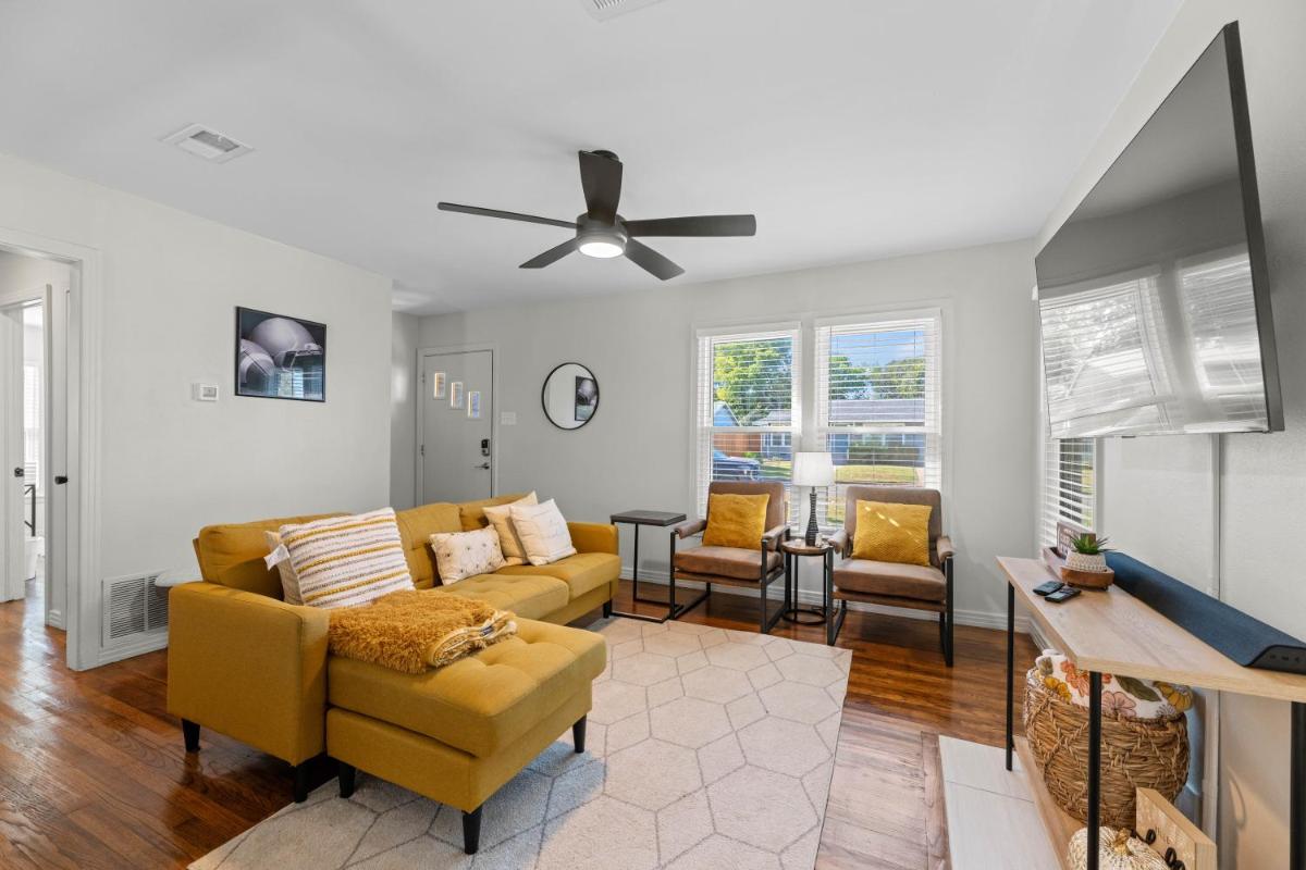 Game Day Getaway - Housity