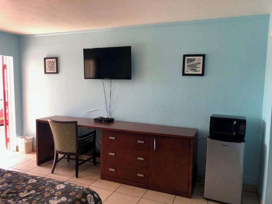 Economy Suites - Housity