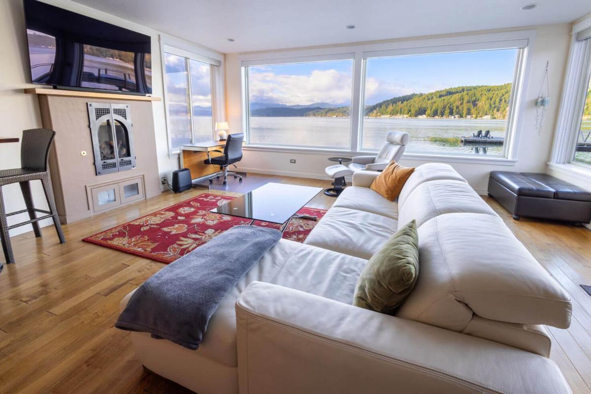 Luxury Lookout Hood Canal Vacation Rental - Housity