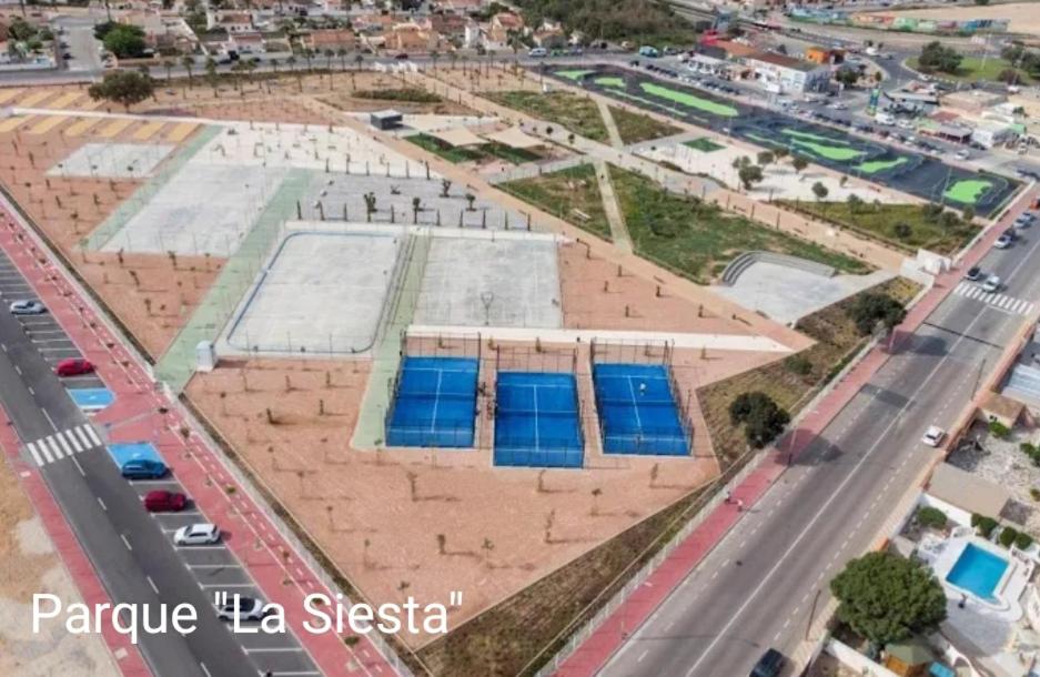 CHALET CON PISCINA PRIVADA - Housity