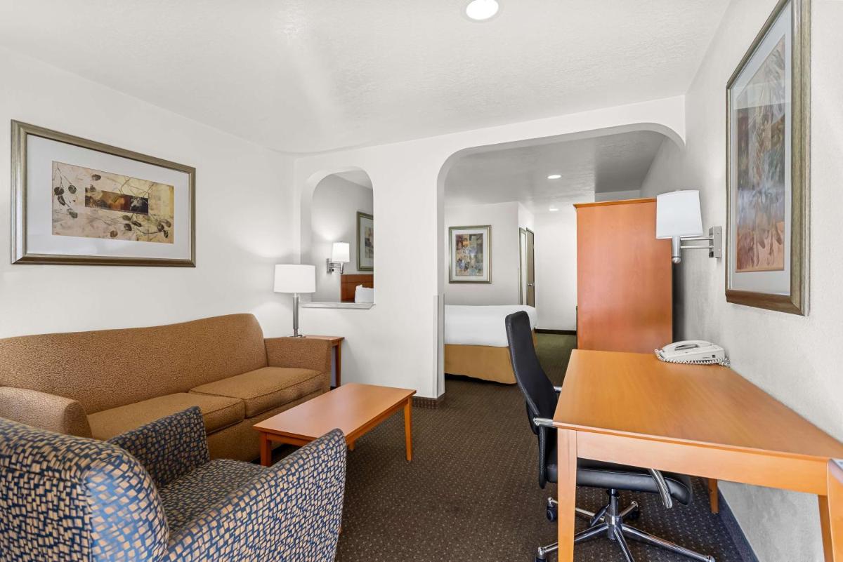 Best Western Socorro Hotel & Suites - Housity
