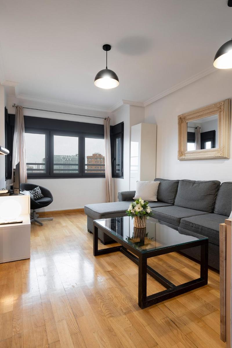 Apartamentos Madrid Anderson - Housity