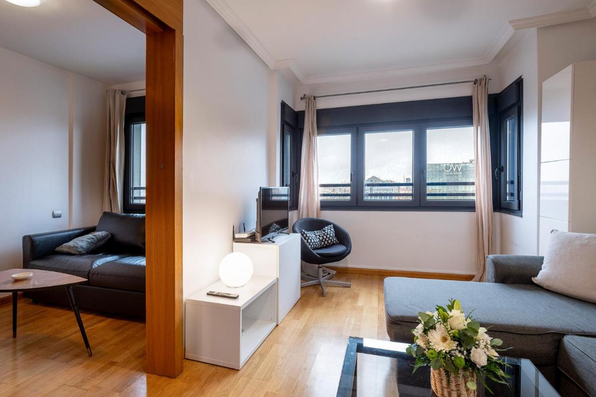 Apartamentos Madrid Anderson - Housity