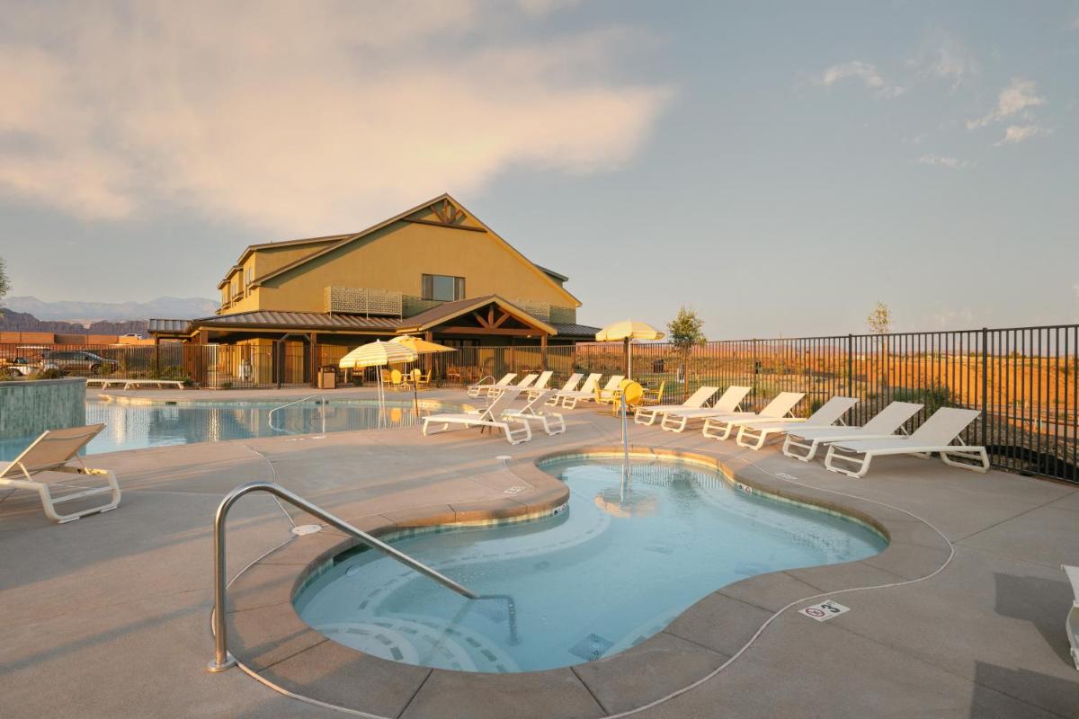 Hidden Springs RV Resort - Housity