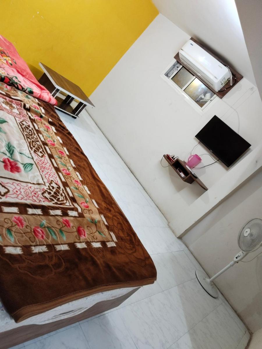 Hotel Shree Radhe Krishna Palace - Housity