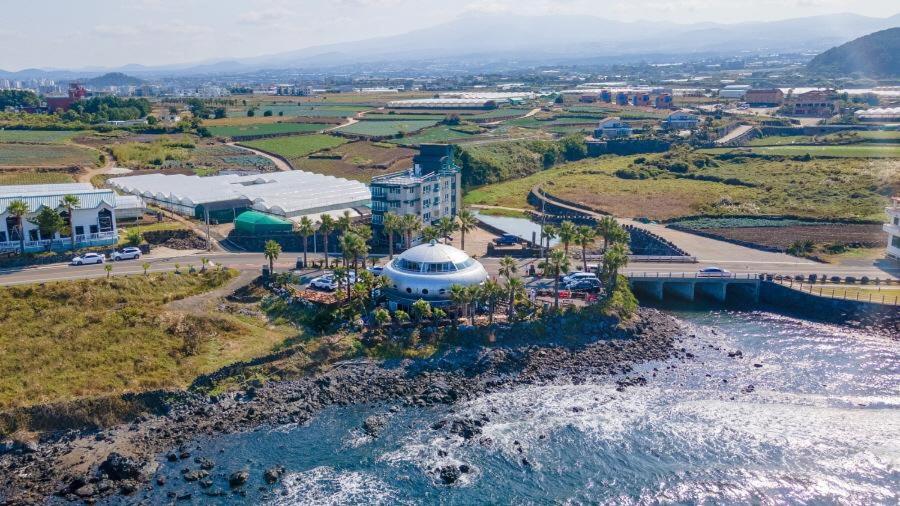 Jeju UFO Pension - Housity
