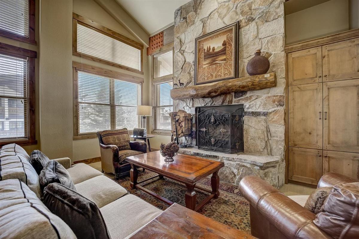 Mont Cervin 33 by AvantStay Luxury Ski in Ski out home in Park City - Housity