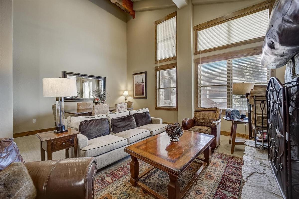 Mont Cervin 33 by AvantStay Luxury Ski in Ski out home in Park City - Housity