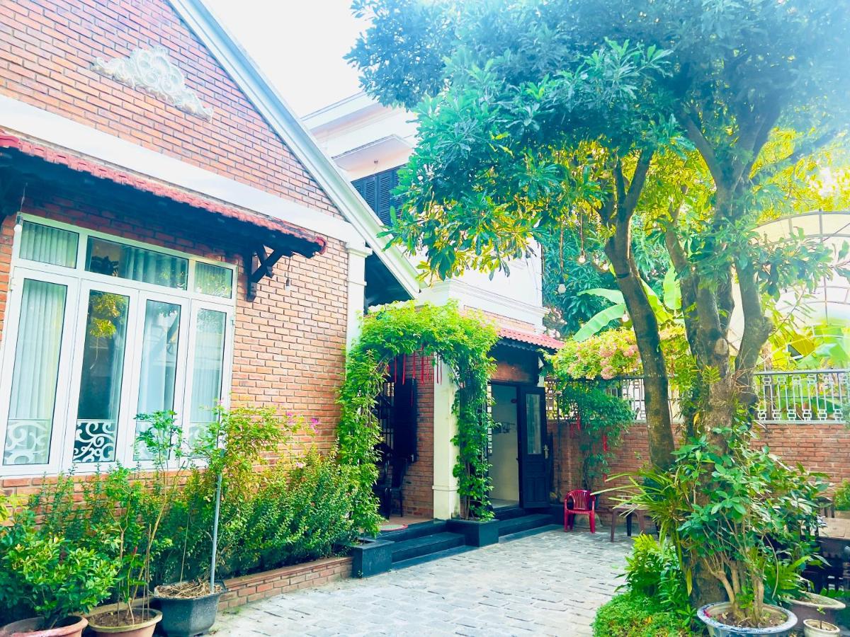 Q' Homestay & Villa Garden - Housity