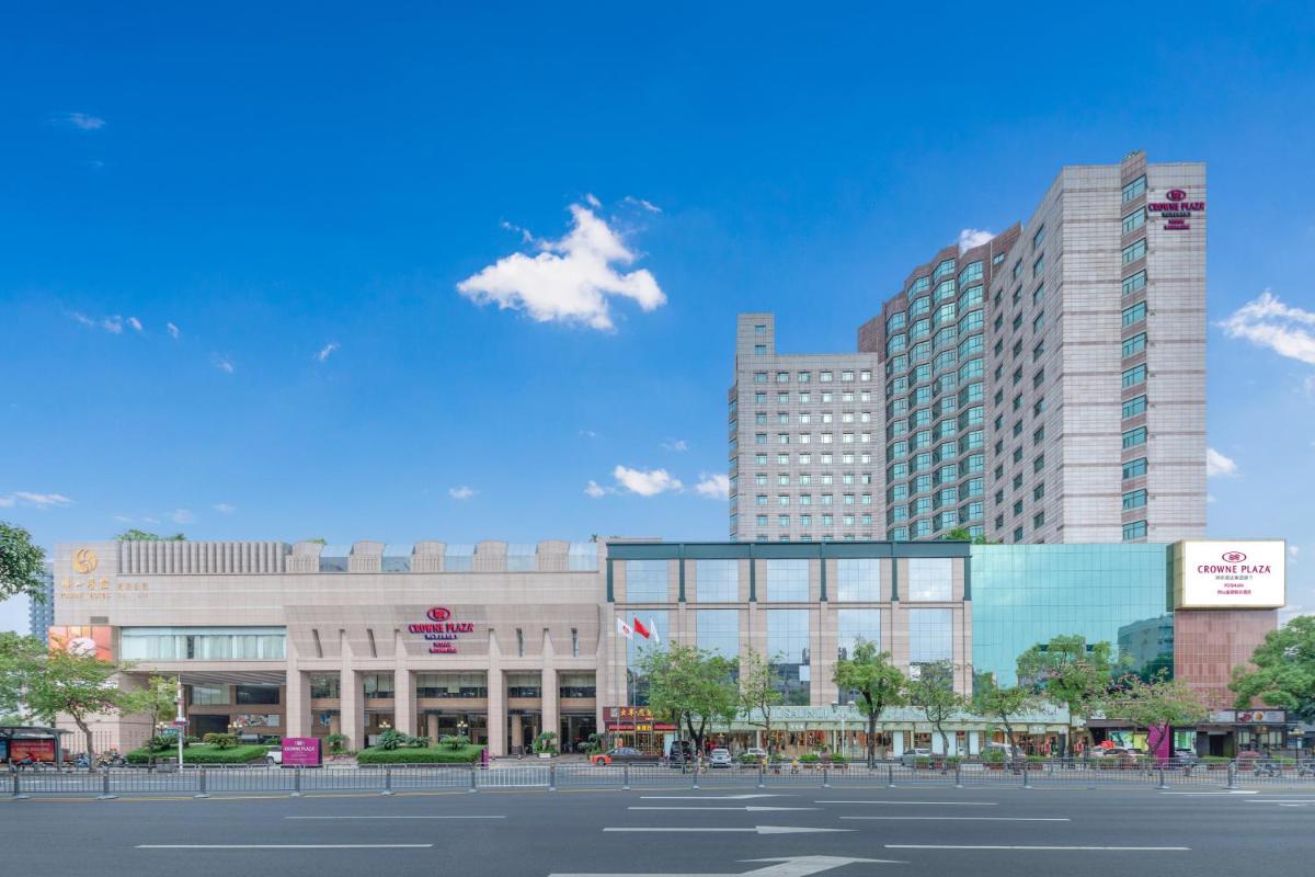 Crowne Plaza Foshan by IHG - Canton Fair free shuttle bus - Housity