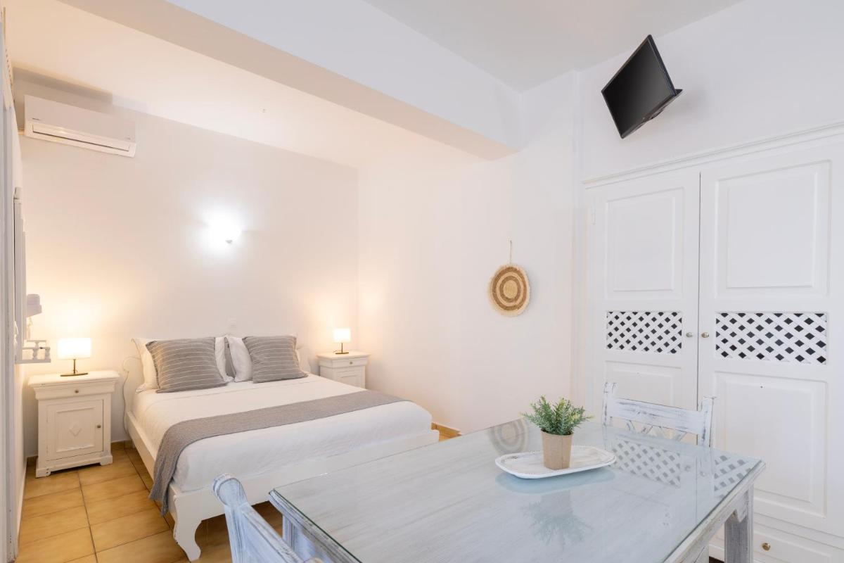 Vrachia Studios & Apartments - Housity