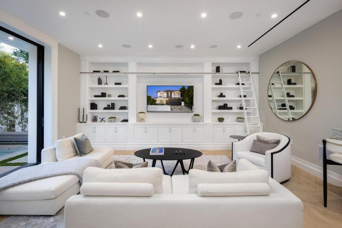 Gardner Modern - Housity