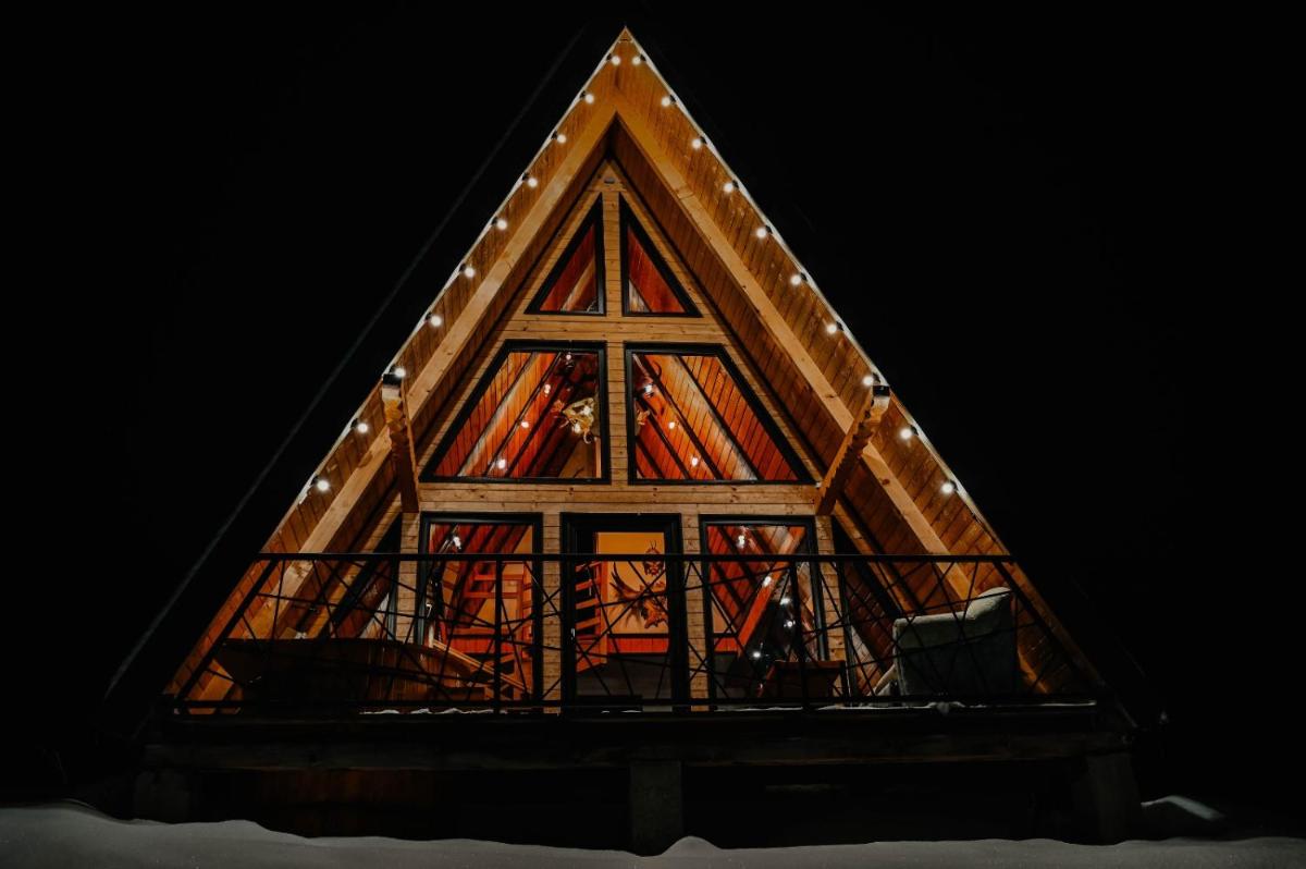 Moldav-A Frame - Housity