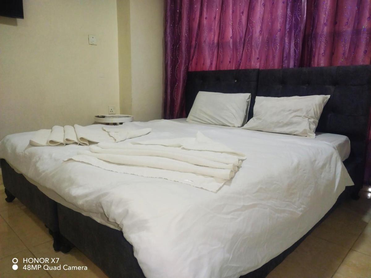 Farah Plaza Hostel &Hotel Apartments - Housity