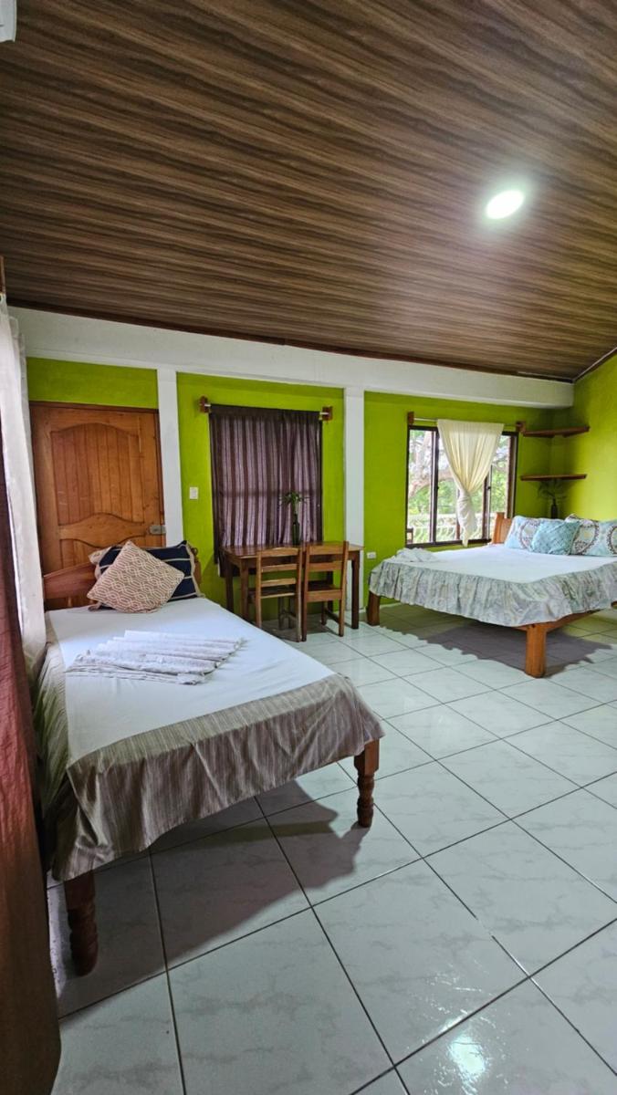 Hotel Restaurante Los Cocos - Housity