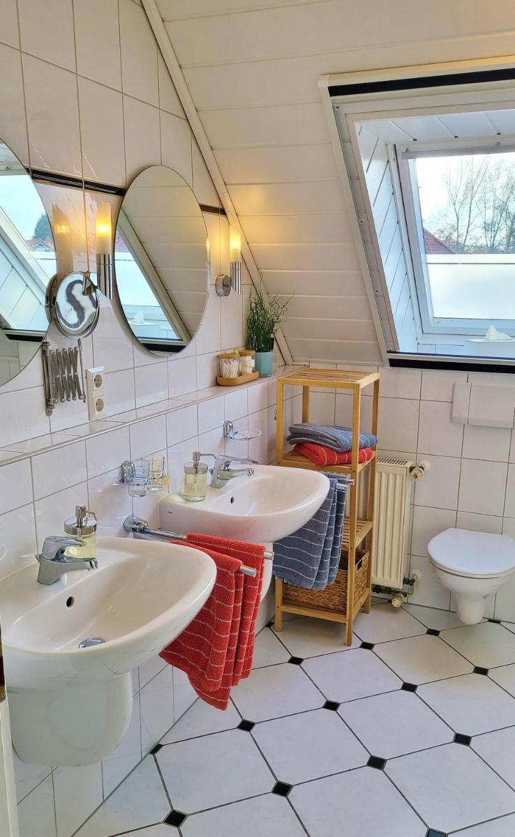 4 Sterne Ferienhaus Marlene mit großem Garten - Housity