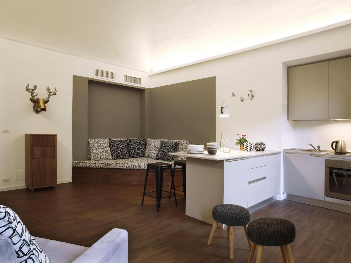 Le Tre Madame - Housity