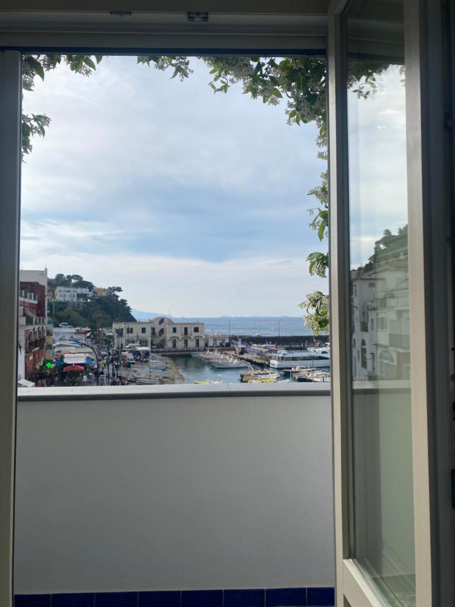La Baia di Napoli - Hizvo