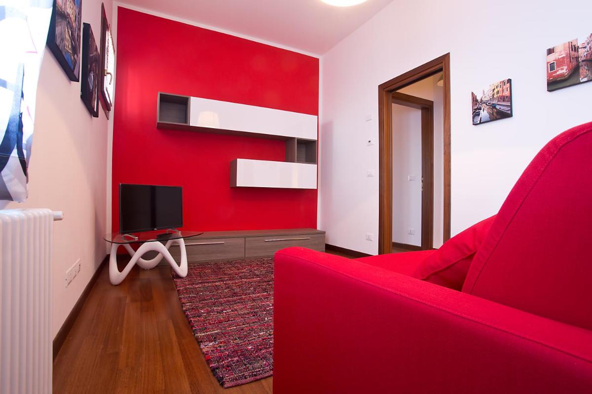 Good Wine Apartments - Housity