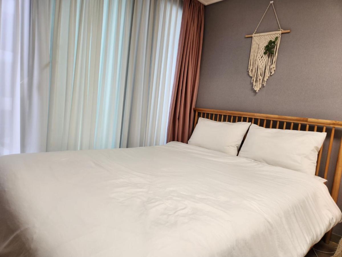 Holiday Apt Gwangan Beach광안리드론쇼매주토일8시 매일삶은타월제공하는숙소 - Housity