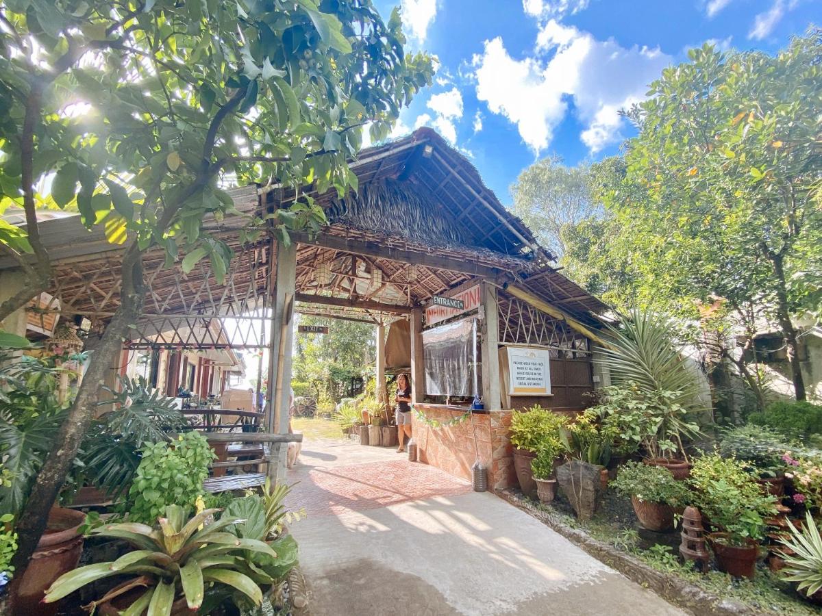 RedDoorz Hostel at Megans Paradisio Beach Resort - Housity