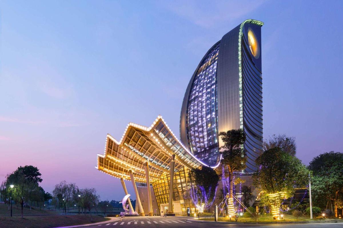 Wyndham Grand Foshan Gaoming - Housity