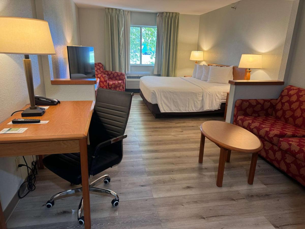 Wingate by Wyndham Sioux City - Housity