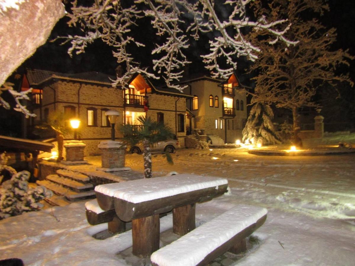 Парк - Хотел Макензен - Housity