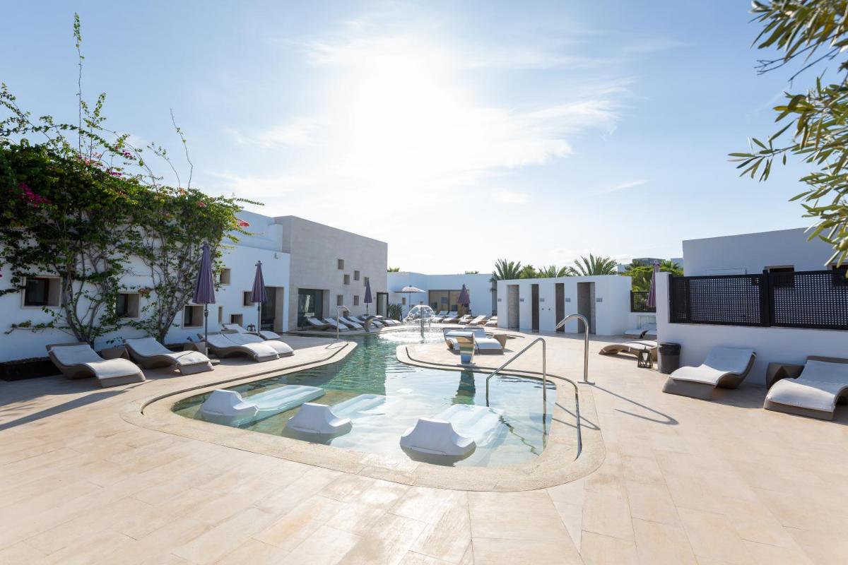 Piscina en o cerca de Grand Palladium Select Palace Ibiza - All Inclusive