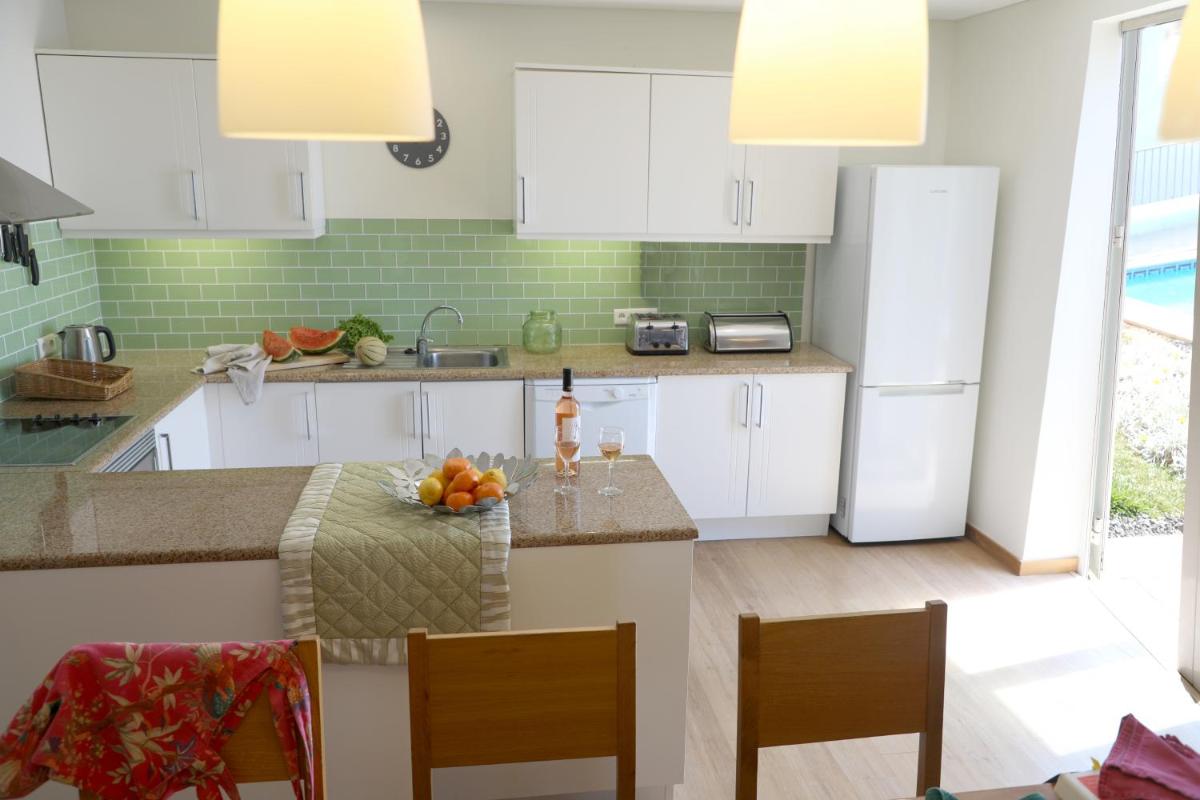 A cozinha ou kitchenette de Village Cabo Girao