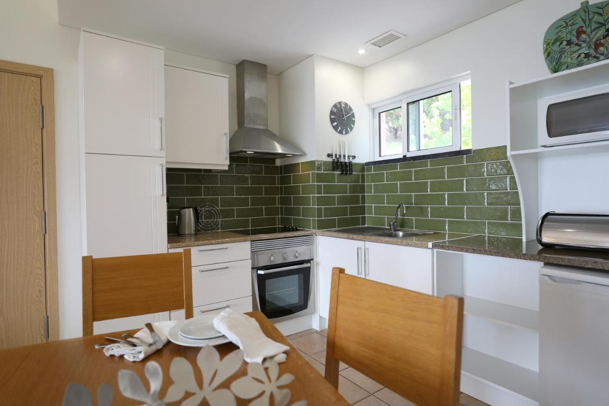 A cozinha ou kitchenette de Village Cabo Girao