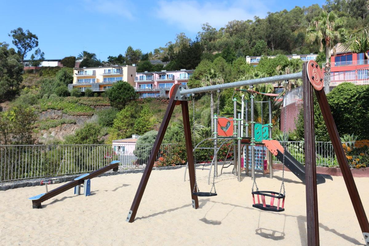 A área de jogos para crianças em Village Cabo Girao