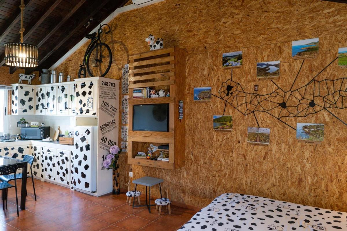Azores Cow House - Housity